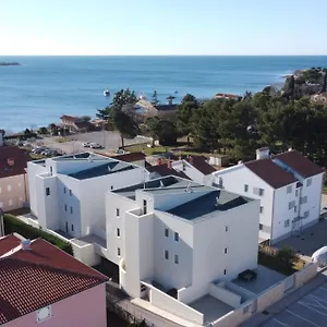 av-residence-novigrad-istria.in-istria.net/